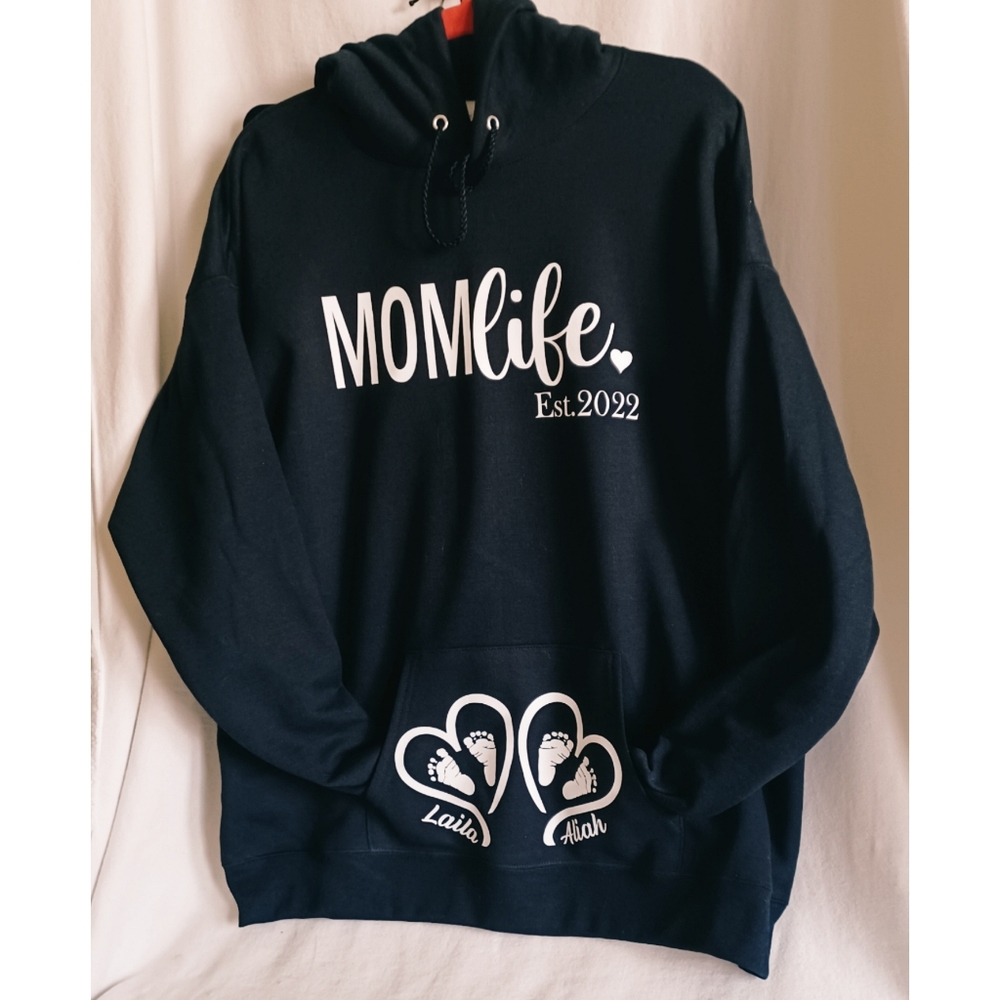 MomLife with heart footprints *Custom Order*